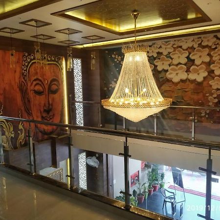 Shri Sai Hotel Āzamgarh Εξωτερικό φωτογραφία